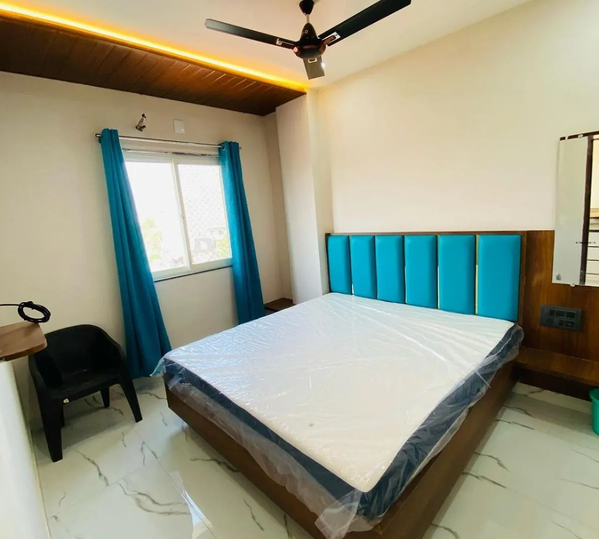 ***  Gyanav Hotel And Restaurant Udaipur India
