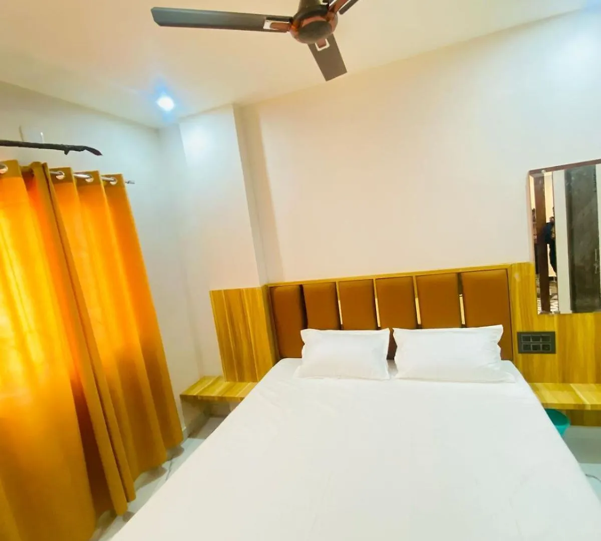 Gyanav Hotel And Restaurant Udaipur